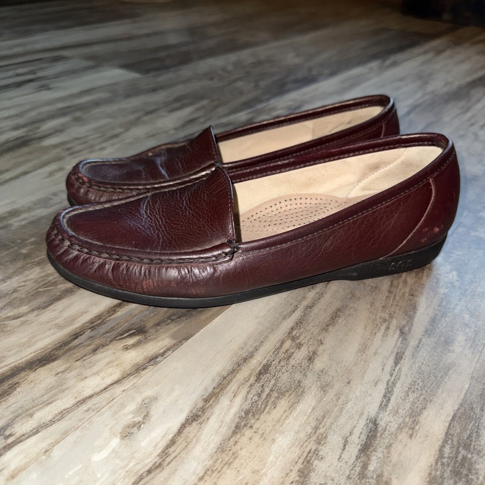 SAS Tripad Loafers Sz 9.5 N Narrow Comfort Leather Burgundy Maroon Slip On Shoes